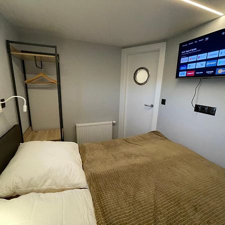 Hausboot Fjord Baltica Mit Dachterrasse In Barth Hotel ภายนอก รูปภาพ
