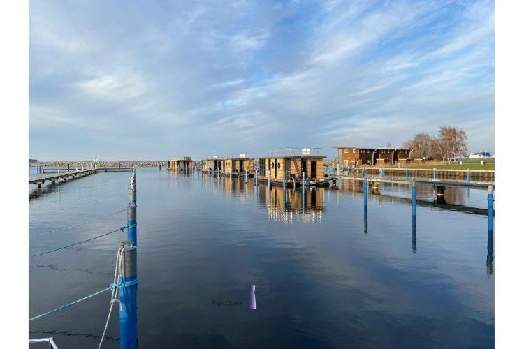 Hausboot Fjord Baltica Mit Dachterrasse In Barth Hotel ภายนอก รูปภาพ